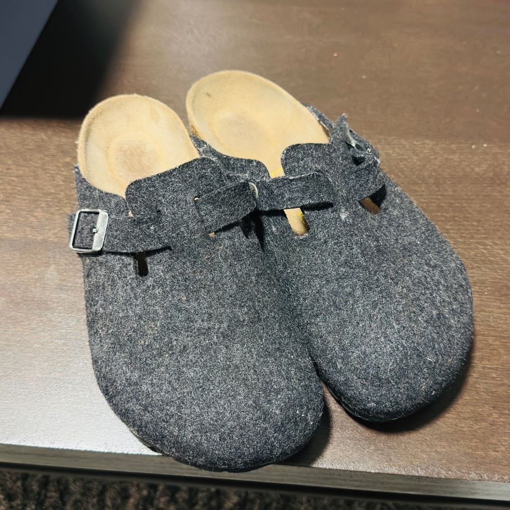 Birkenstock Charcoal Felt Slippers with Buckle